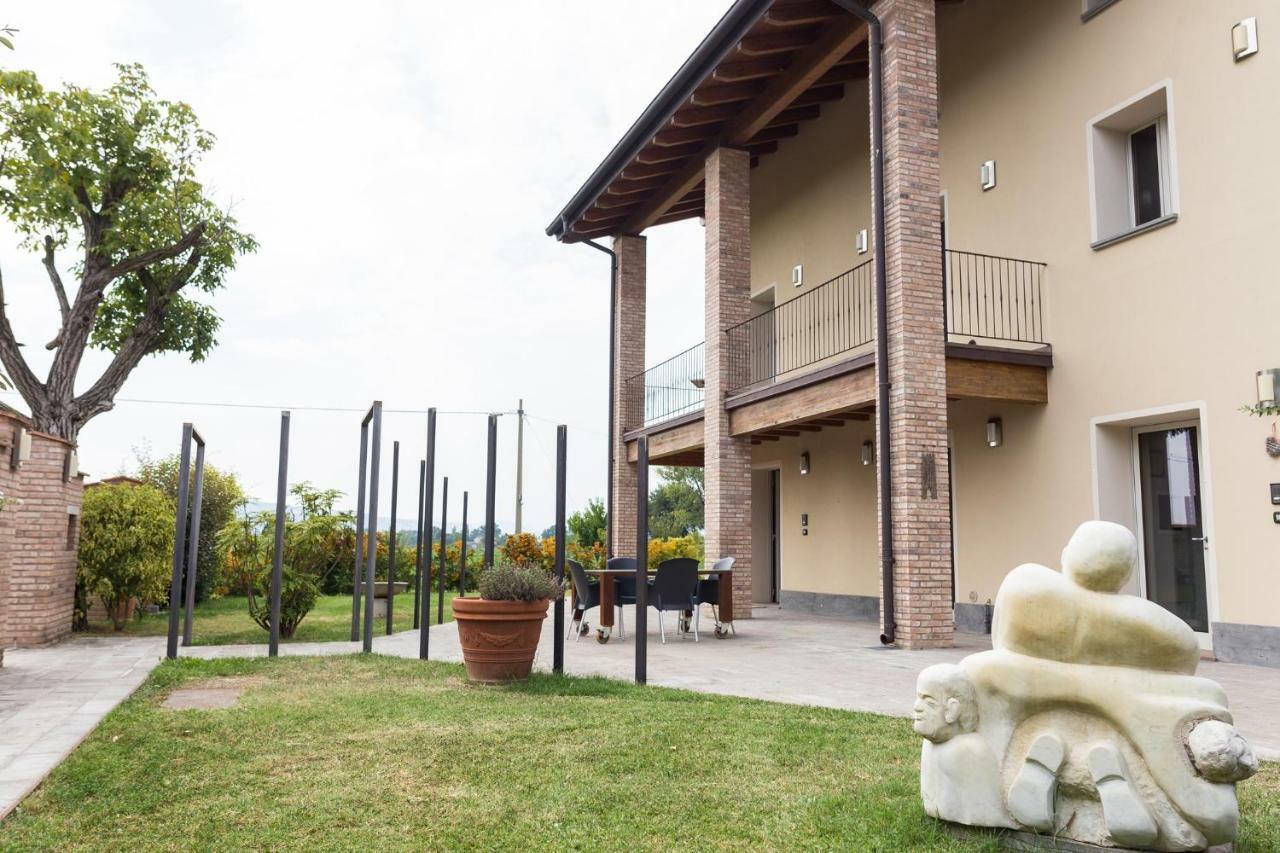 La Piccola Torre Bed & Breakfast Scandiano Exterior photo